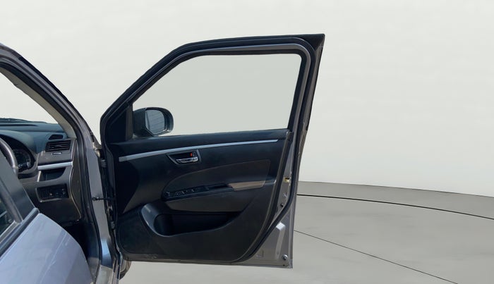 2014 Maruti Swift VXI, Petrol, Manual, 51,772 km, RHS Front Door