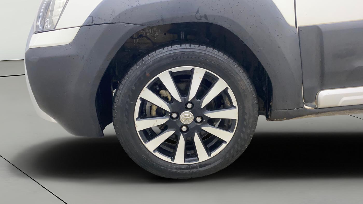 2014 Toyota Etios CROSS 1.4 VD, Diesel, Manual, 73,802 km, Left Front Wheel