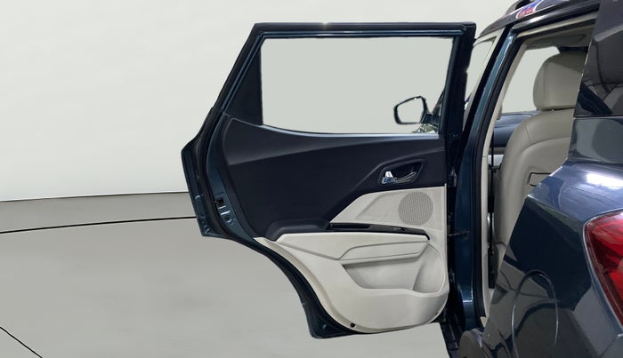 2019 Mahindra XUV300 W8 (O) 1.5 DIESEL, Diesel, Manual, 57,422 km, LHS Rear Door