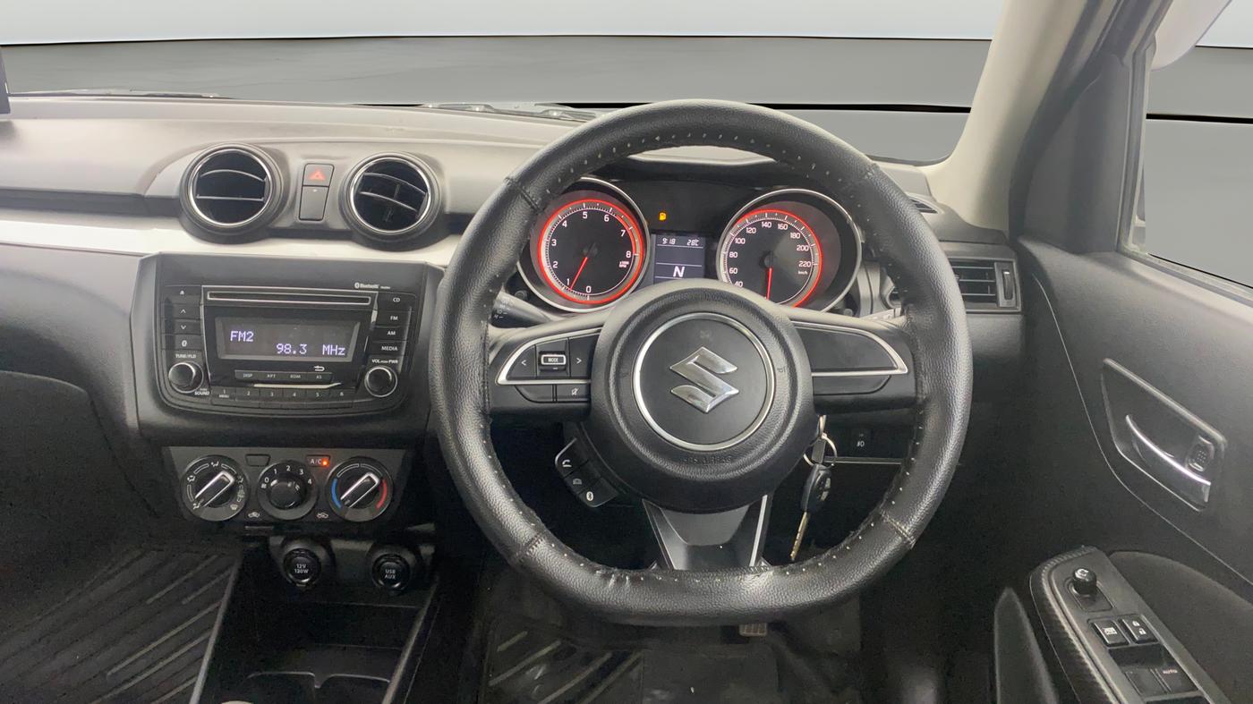 2020 Maruti Swift VXI AMT, Petrol, Automatic, 7,372 km, Steering Wheel Close Up