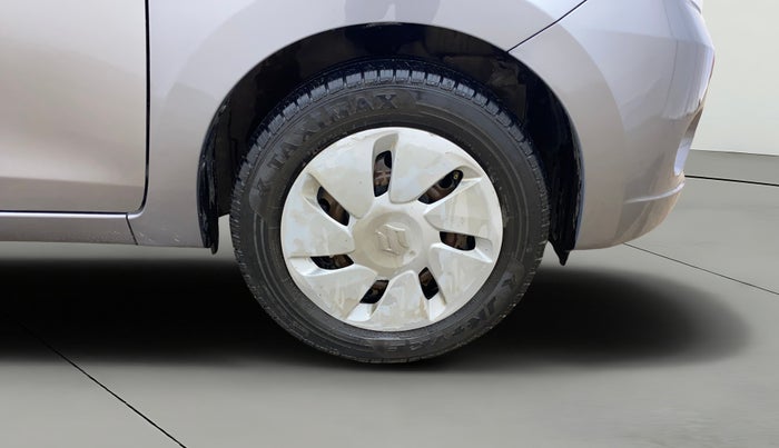 2017 Maruti Celerio ZXI, Petrol, Manual, 83,562 km, Right Front Wheel