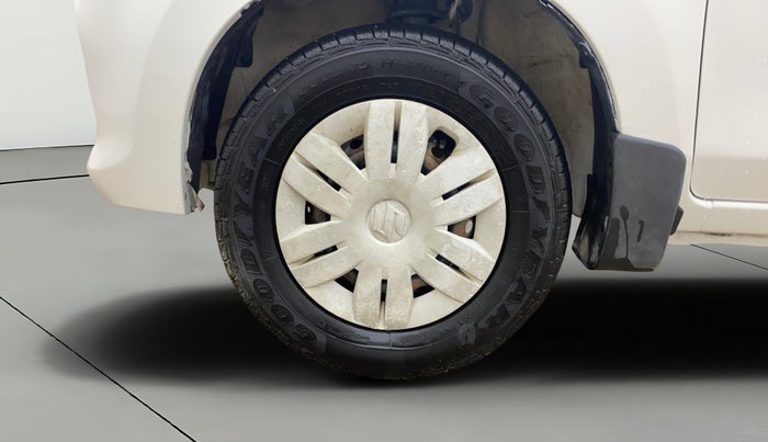 2017 Maruti Alto 800 LXI, Petrol, Manual, 40,170 km, Left Front Wheel