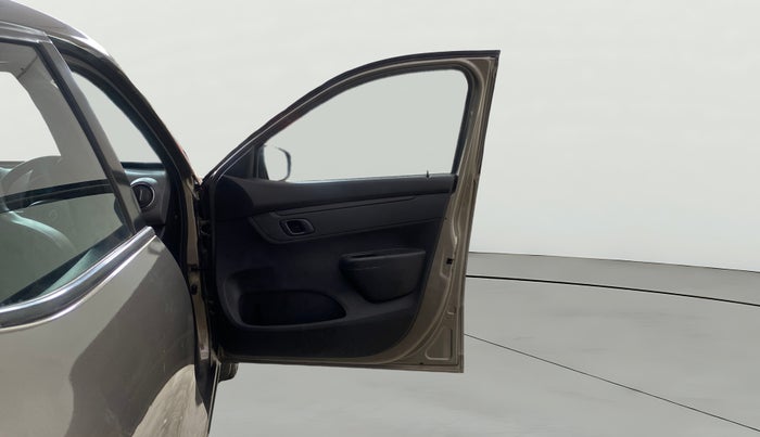 2017 Renault Kwid RXT 0.8, Petrol, Manual, 36,124 km, RHS Front Door