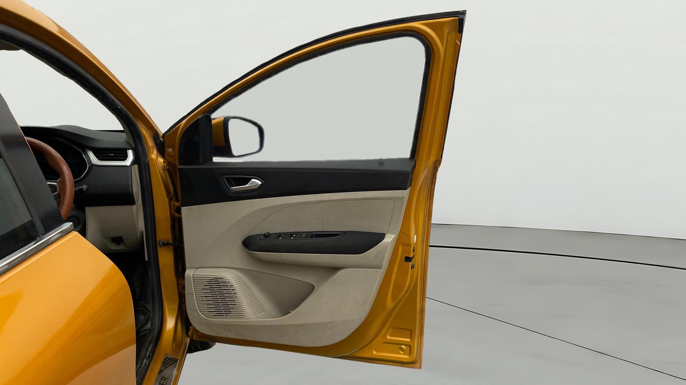 2021 Renault TRIBER RXZ, Petrol, Manual, 78,215 km, RHS Front Door