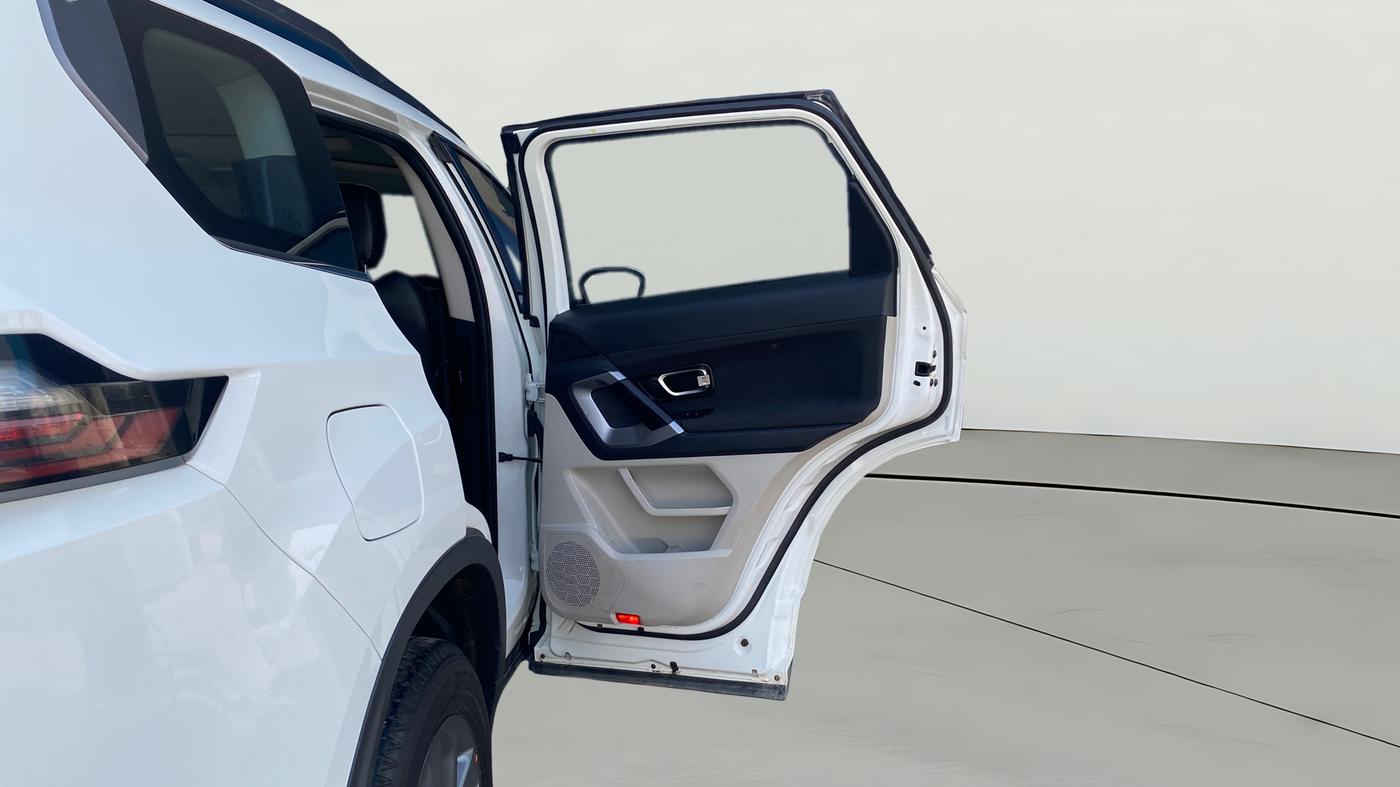 2022 Tata Safari XT PLUS, Diesel, Manual, 84,703 km, RHS Rear Door