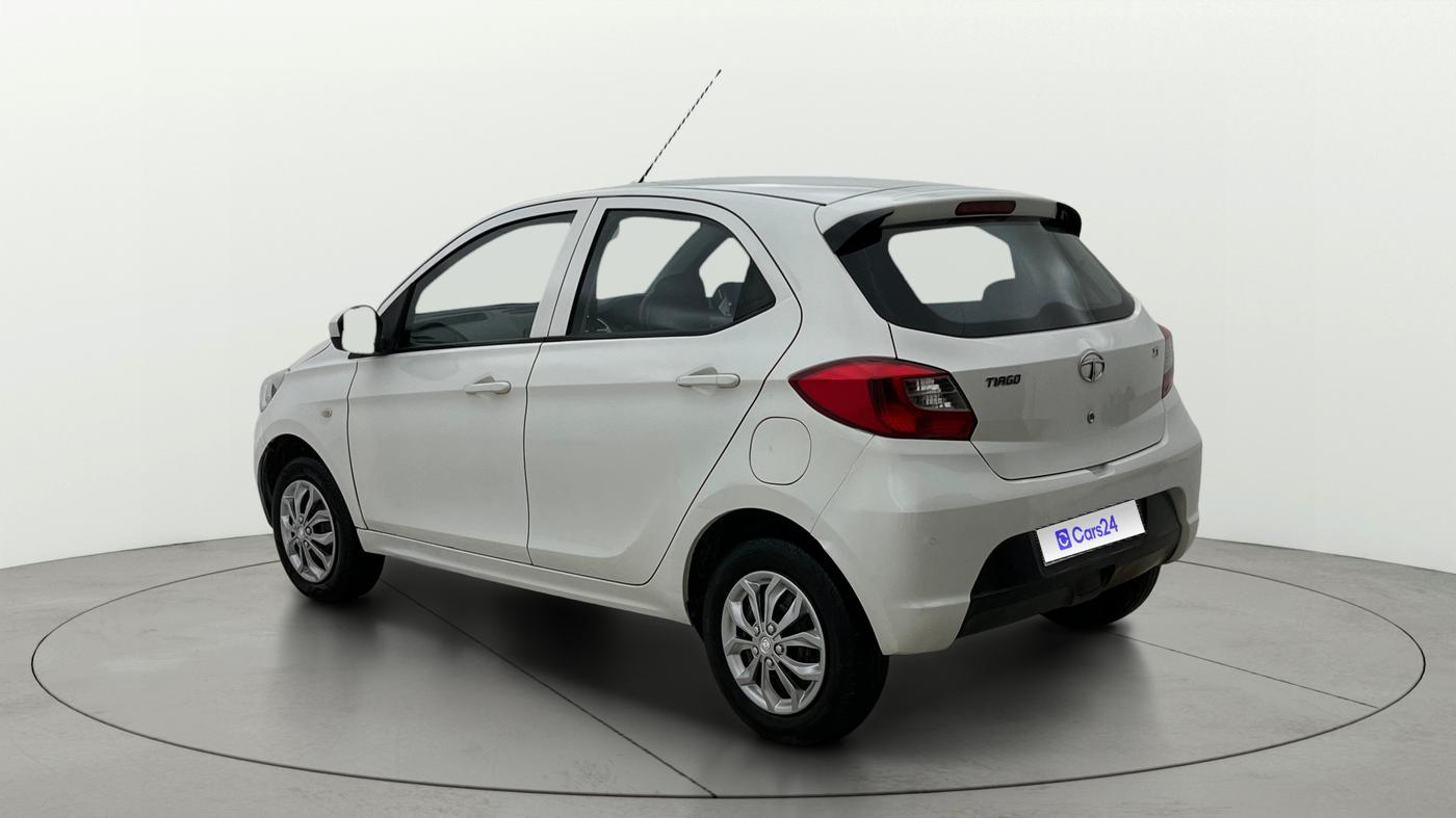 2017 Tata Tiago XT PETROL, Petrol, Manual, 79,222 km, Left Back Diagonal