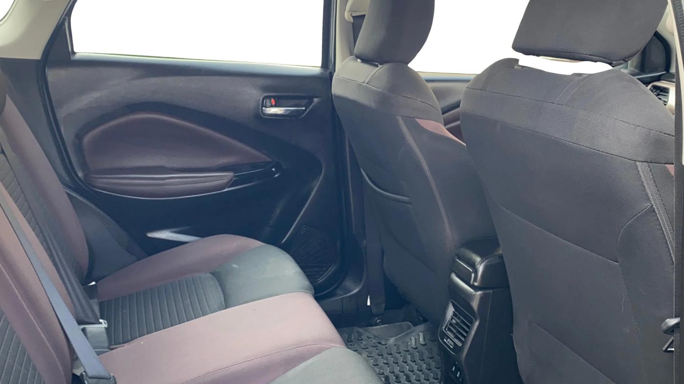 2023 Maruti FRONX ZETA 1.0L TURBO 6 AT, Petrol, Automatic, 29,820 km, Right Side Rear Door Cabin