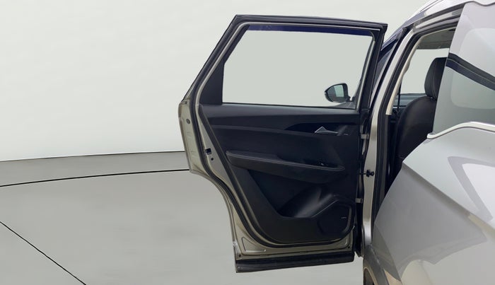 2020 MG HECTOR SHARP 1.5 DCT PETROL, Petrol, Automatic, 64,233 km, LHS Rear Door