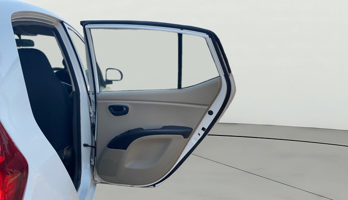 2014 Hyundai i10 MAGNA 1.1, CNG, Manual, 91,829 km, RHS Rear Door