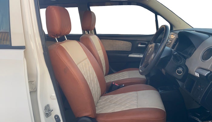 2015 Maruti Wagon R 1.0 VXI, Petrol, Manual, 71,933 km, Right Side Front Door Cabin