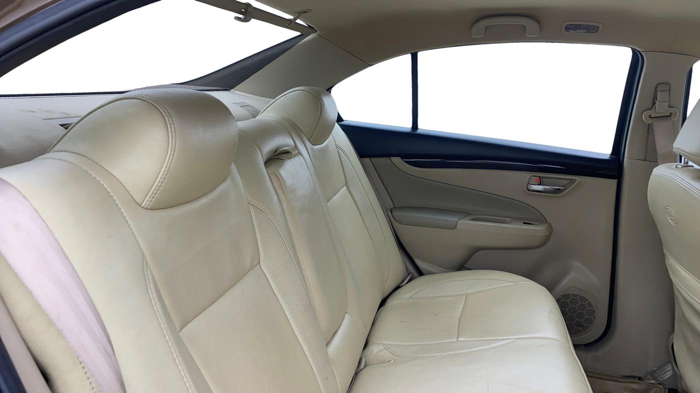 2018 Maruti Ciaz ZETA 1.4  MT PETROL, Petrol, Manual, 63,238 km, Right Side Rear Door Cabin