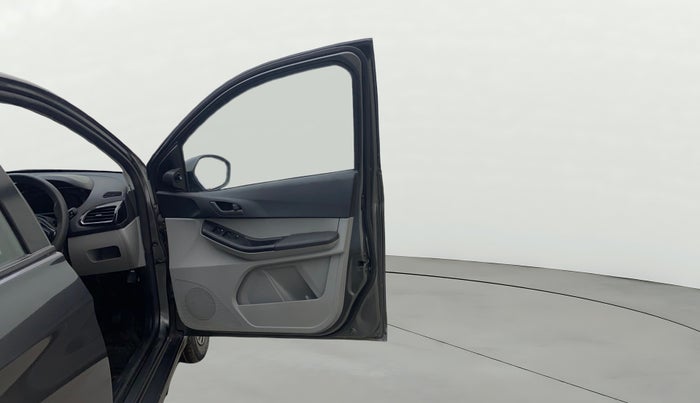 2024 Tata Tiago XT PETROL, Petrol, Manual, 57,214 km, RHS Front Door