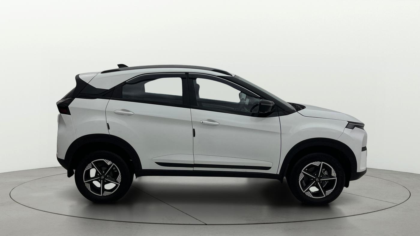 2025 Tata NEXON CREATIVE PLUS 1.2 REVOTRON 7 DCA, Petrol, Automatic, 7,784 km, Right Side View