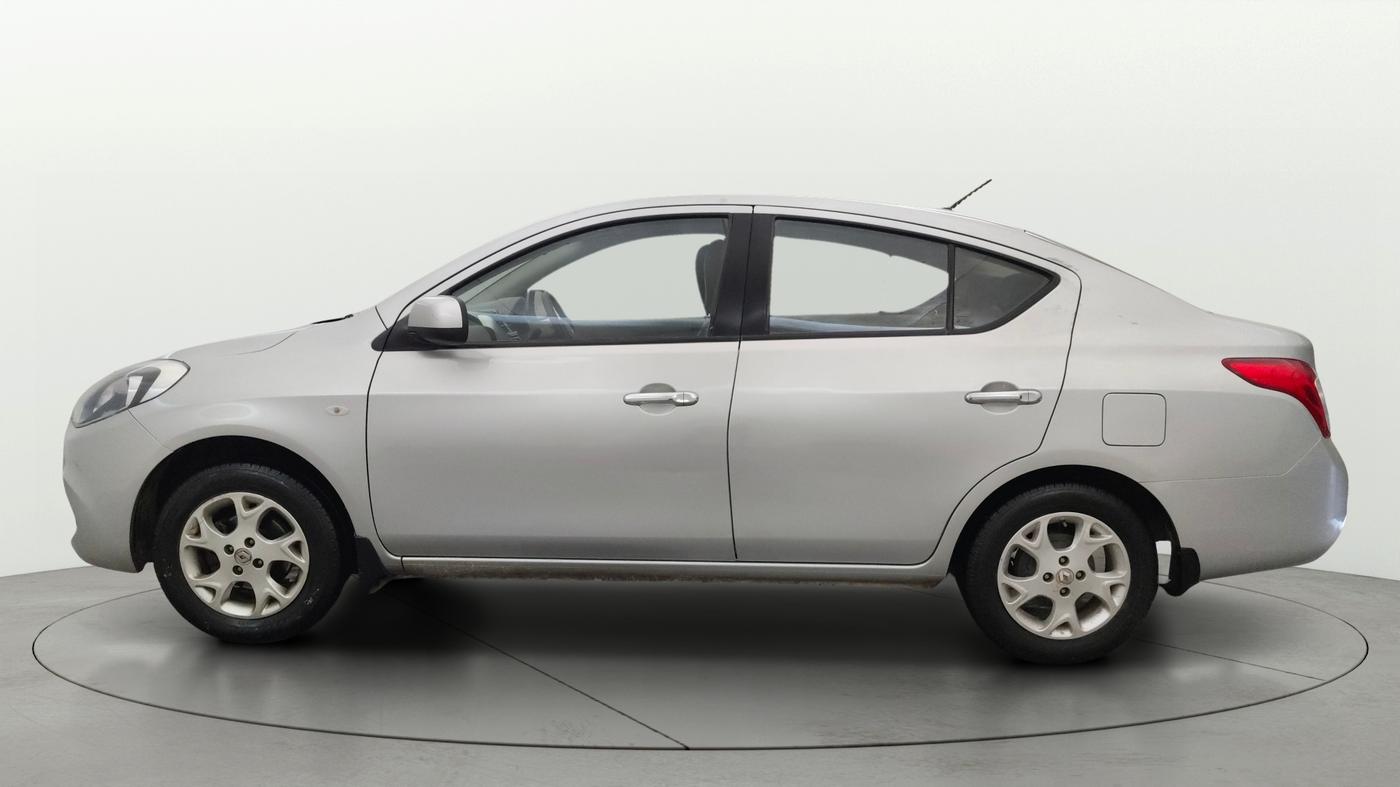 2015 Renault Scala RXL PETROL, Petrol, Manual, 44,881 km, Left Side