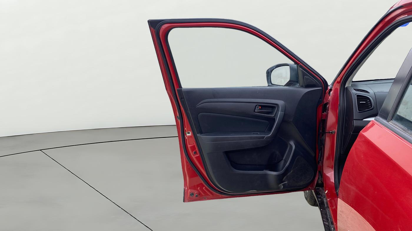 2020 Maruti Vitara Brezza VXI AT SHVS, Petrol, Automatic, 63,442 km, LHS Front Door