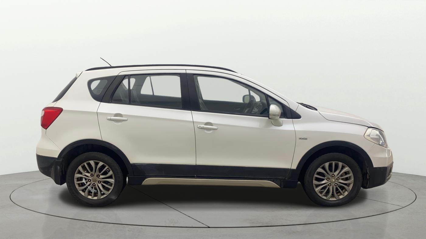 2016 Maruti S Cross ZETA 1.3, Diesel, Manual, 83,840 km, Right Side View