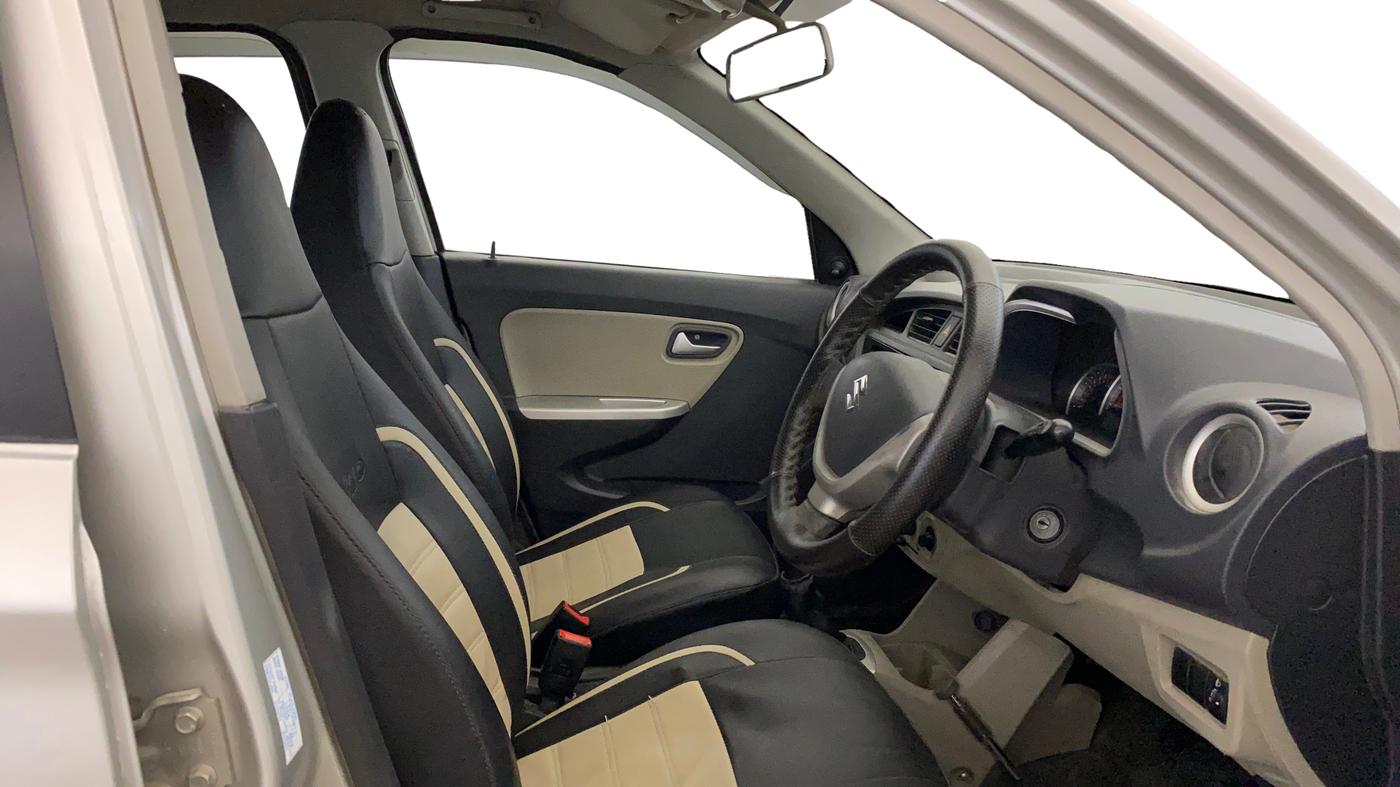 2015 Maruti Alto K10 VXI, Petrol, Manual, 35,243 km, Right Side Front Door Cabin