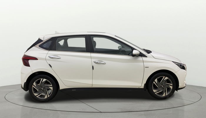 2021 Hyundai NEW I20 ASTA (O) 1.0 TURBO GDI DCT, Petrol, Automatic, 27,728 km, Right Side View