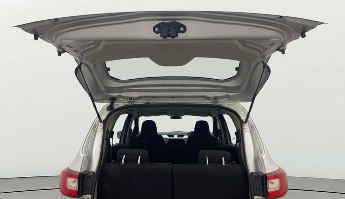 2020 Renault TRIBER RXZ AMT, Petrol, Automatic, 20,552 km, Boot Door Open