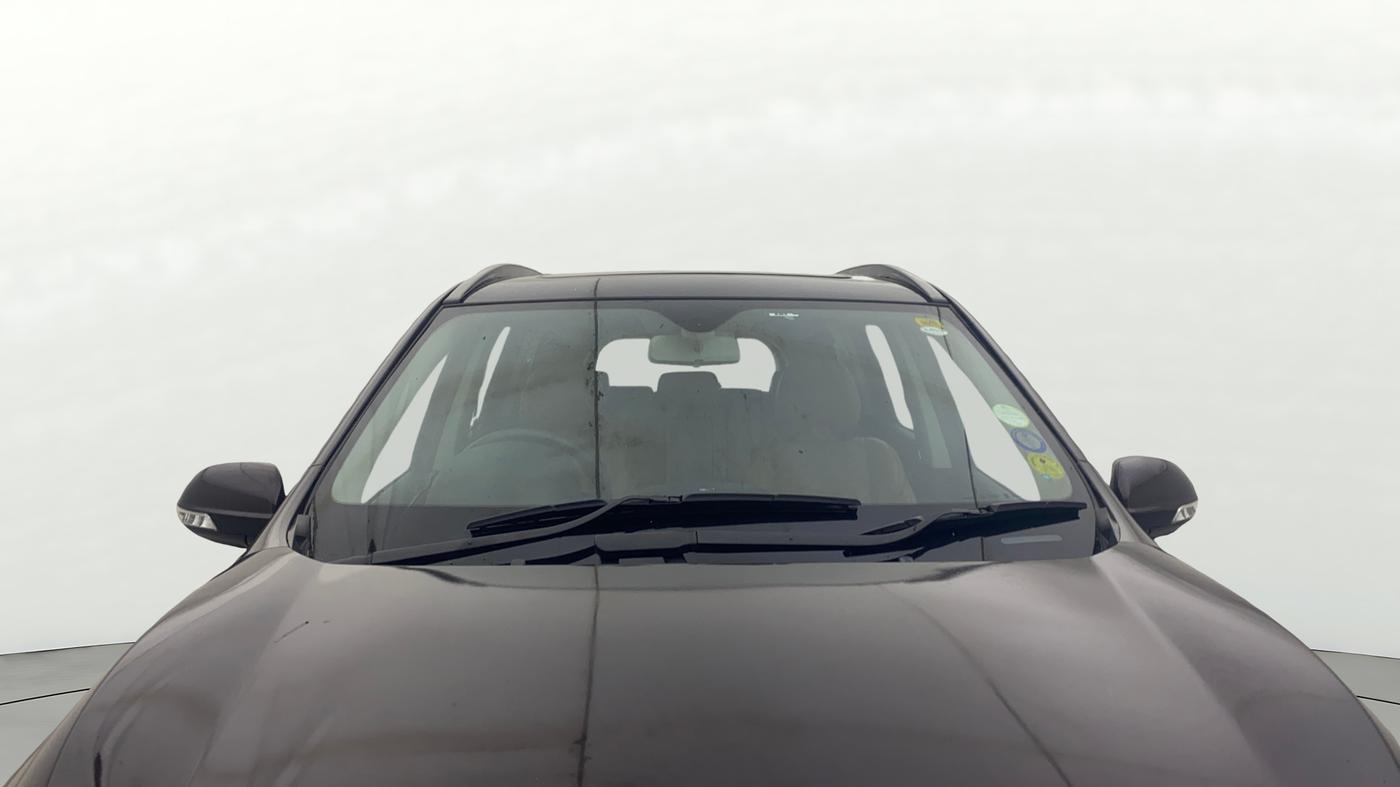 2018 Mahindra XUV500 W11 (O) AT, Diesel, Automatic, 24,675 km, Front Windshield