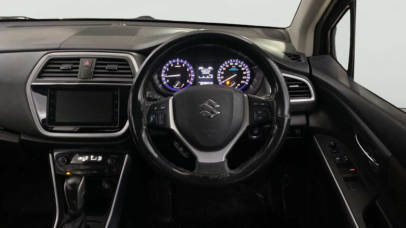 2020 Maruti S Cross ZETA AT 1.5, Petrol, Automatic, 85,969 km, Steering Wheel Close Up