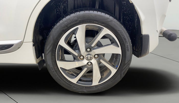 2024 Toyota Glanza V, Petrol, Manual, 39,116 km, Left Rear Wheel
