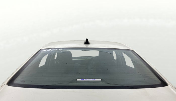 2022 Volkswagen VIRTUS HIGHLINE TSI 1.0 AT, Petrol, Automatic, 28,552 km, Rear Windshield