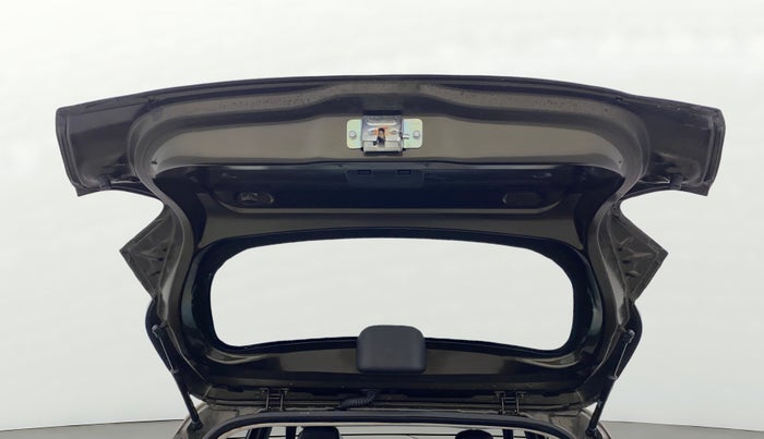 2022 Renault Kwid RXT 1.0 (O), Petrol, Manual, 16,531 km, Boot Door Open