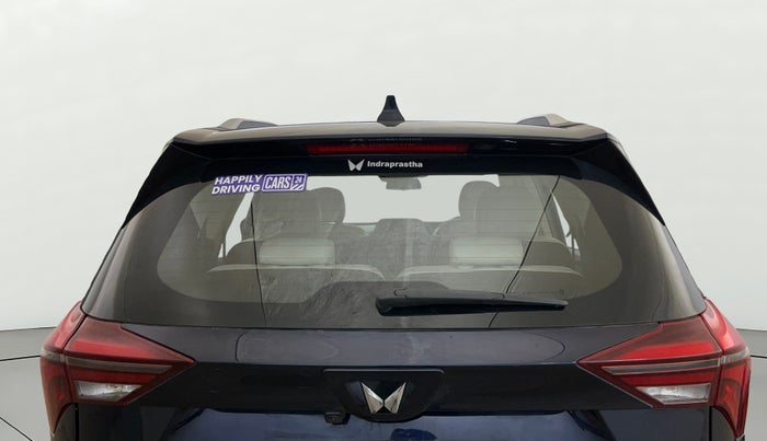 2023 Mahindra XUV700 AX 7 LUXURY P AT 7 STR, Petrol, Automatic, 14,877 km, Rear Windshield