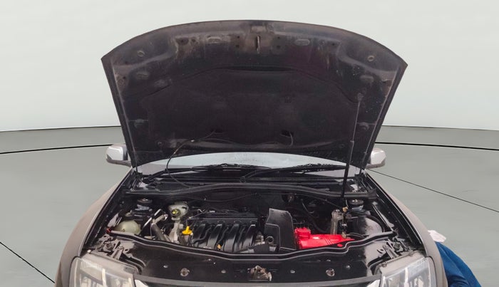 2017 Renault Duster RXL PETROL, Petrol, Manual, 51,961 km, Open Bonet