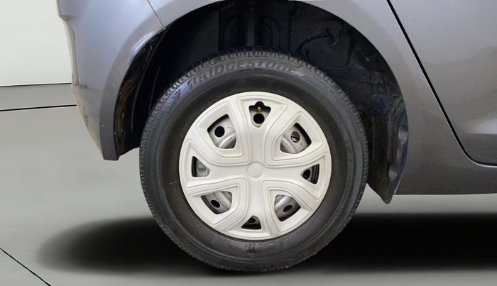 2022 Tata ALTROZ XE PETROL, Petrol, Manual, 74,298 km, Right Rear Wheel