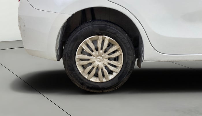 2019 Maruti Dzire VXI AMT, Petrol, Automatic, 61,144 km, Right Rear Wheel