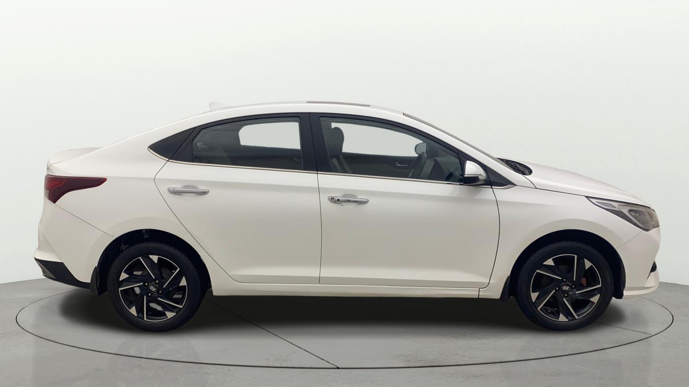 2020 Hyundai Verna SX (O) 1.5 VTVT IVT, Petrol, Automatic, 38,193 km, Right Side View