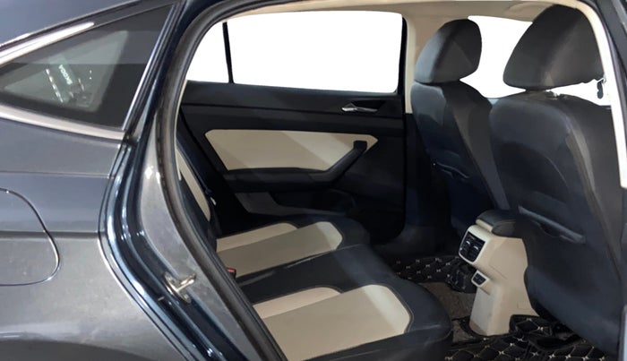 2022 Skoda SLAVIA STYLE 1.0L TSI AT, Petrol, Automatic, 39,763 km, Right Side Rear Door Cabin