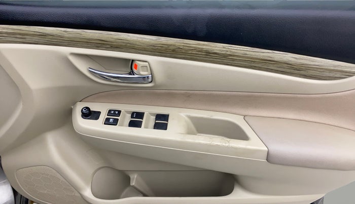 2020 Maruti Ciaz DELTA 1.5 SHVS MT PETROL, Petrol, Manual, 8,014 km, Driver Side Door Panels Control