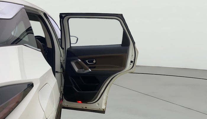 2021 Tata Harrier XZA 2.0L, Diesel, Automatic, 52,858 km, RHS Rear Door