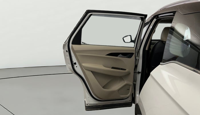 2021 MG HECTOR SHARP HYBRID 1.5 PETROL DUAL TONE, Petrol, Manual, 43,608 km, LHS Rear Door