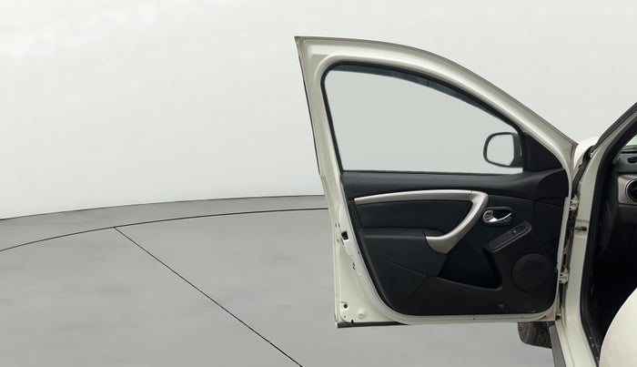 2021 Renault Duster RXZ 1.3 TURBO PETROL CVT, Petrol, Automatic, 47,541 km, LHS Front Door