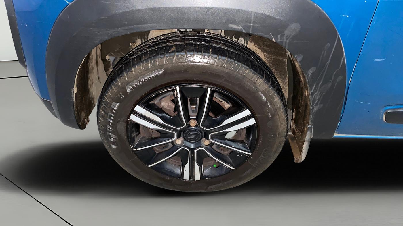 2022 Renault Kwid CLIMBER AMT 1.0, Petrol, Automatic, 45,656 km, Left Front Wheel