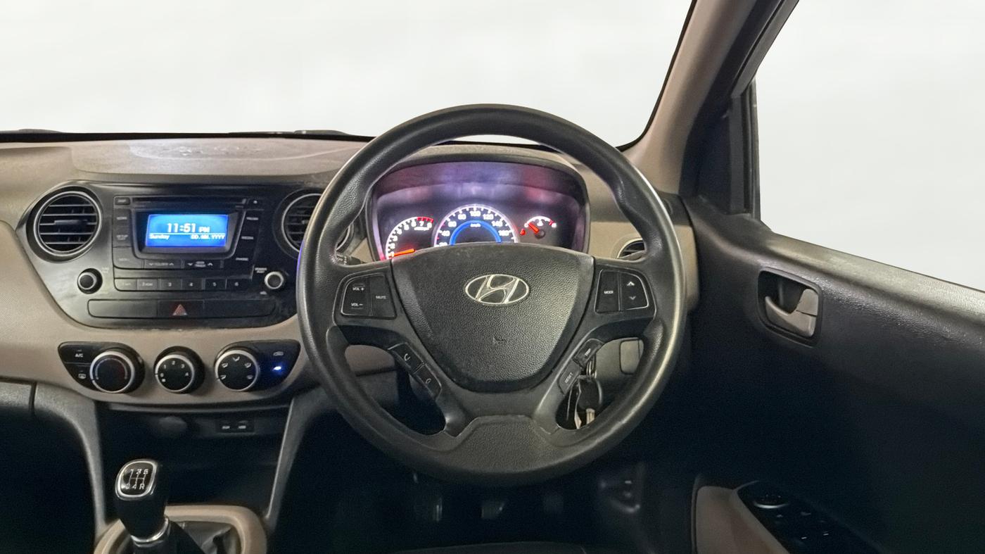 2015 Hyundai Grand i10 SPORTZ 1.2 KAPPA VTVT, Petrol, Manual, 85,913 km, Steering Wheel Close Up