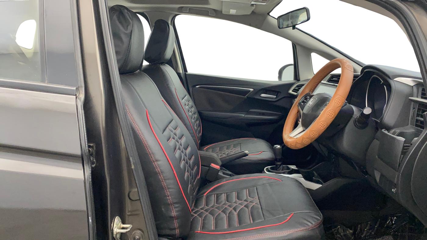 2017 Honda WR-V 1.5L I-DTEC VX MT, Diesel, Manual, 98,701 km, Right Side Front Door Cabin