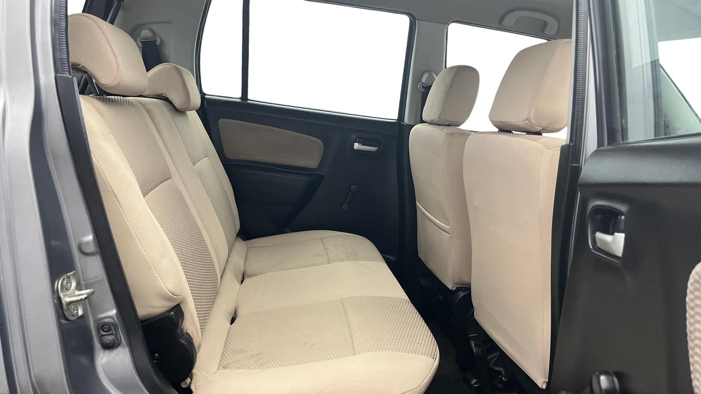 2018 Maruti Wagon R 1.0 LXI CNG, CNG, Manual, 45,243 km, Right Side Rear Door Cabin