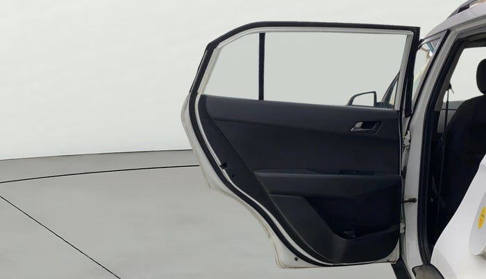 2016 Hyundai Creta SX PLUS 1.6 PETROL, Petrol, Manual, 1,19,371 km, LHS Rear Door