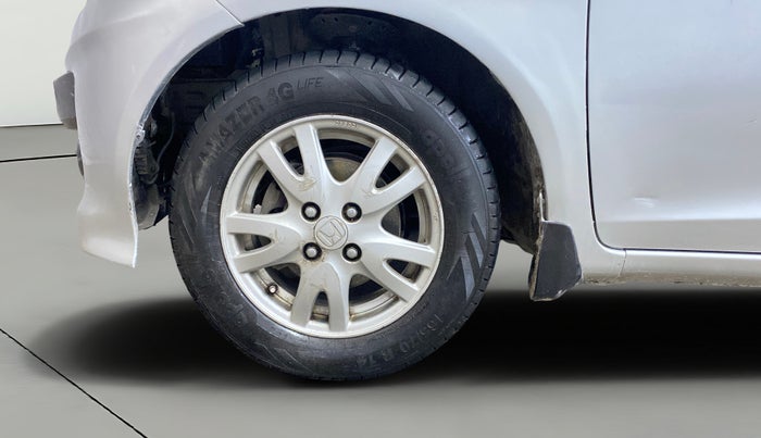 2014 Honda Brio VX AT, Petrol, Automatic, 81,589 km, Left Front Wheel