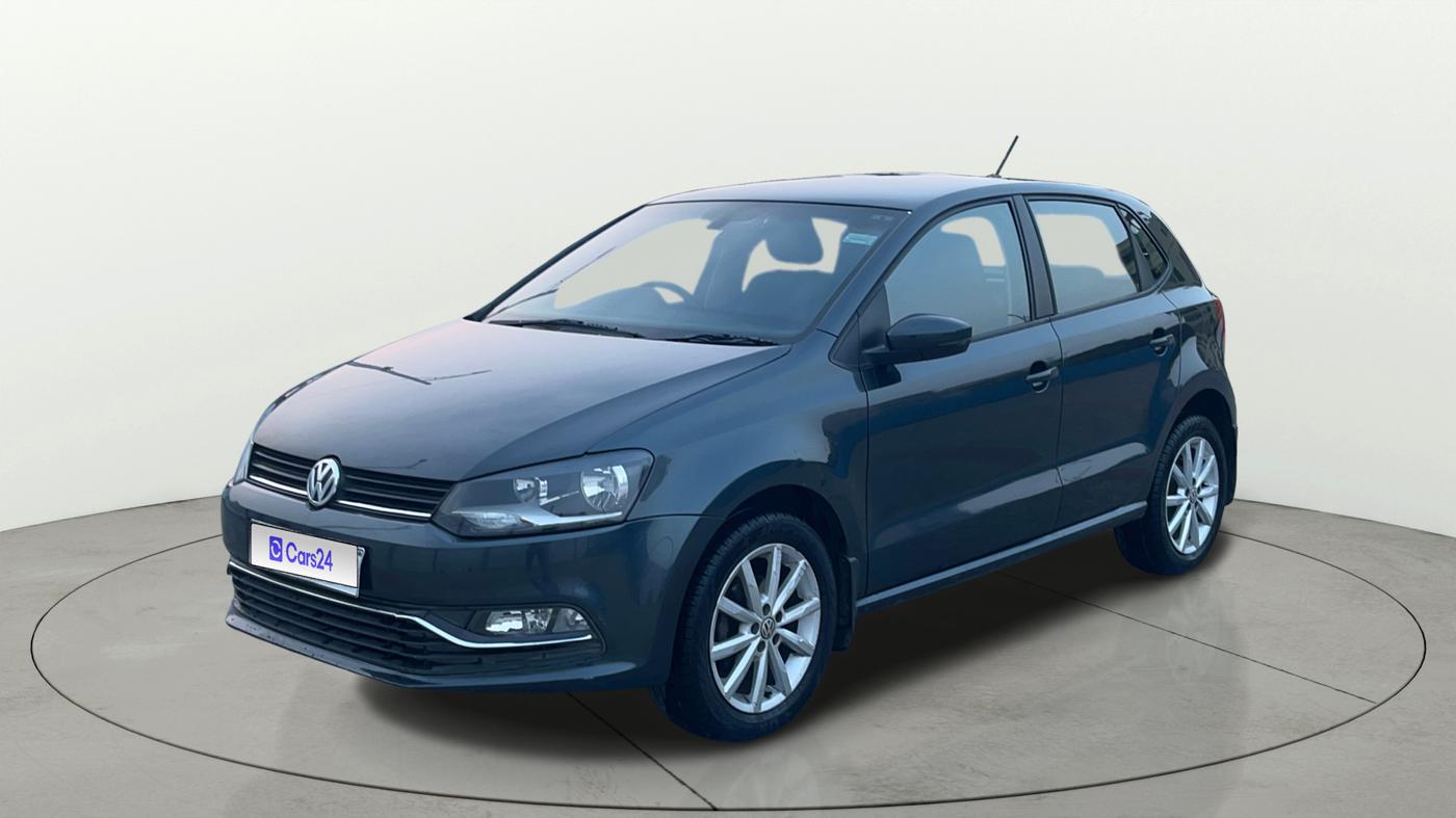 2017 Volkswagen Polo HIGHLINE PLUS 1.2(16 ALLOY, Petrol, Manual, 84,147 km, Left Front Diagonal