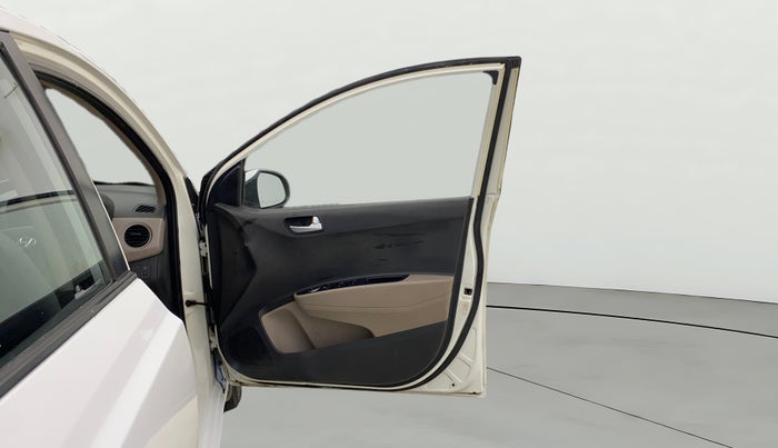 2014 Hyundai Xcent S (O) 1.2, Petrol, Manual, 40,290 km, RHS Front Door