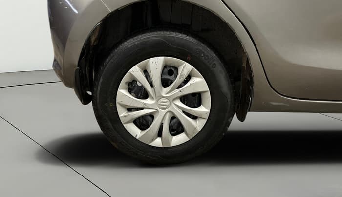 2021 Maruti Swift VXI AMT, Petrol, Automatic, 23,397 km, Right Rear Wheel