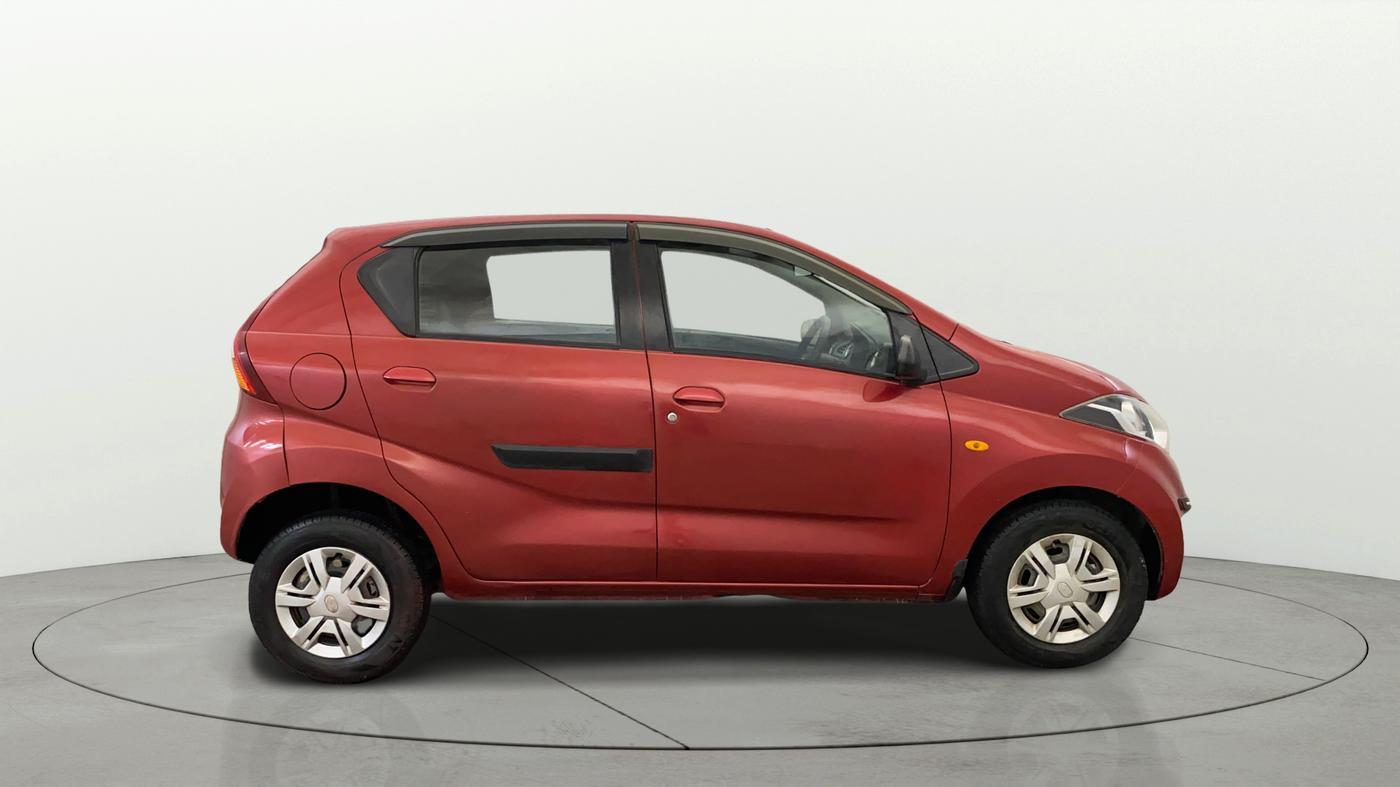 2017 Datsun Redi Go T(O) 1.0, Petrol, Manual, 34,492 km, Right Side View