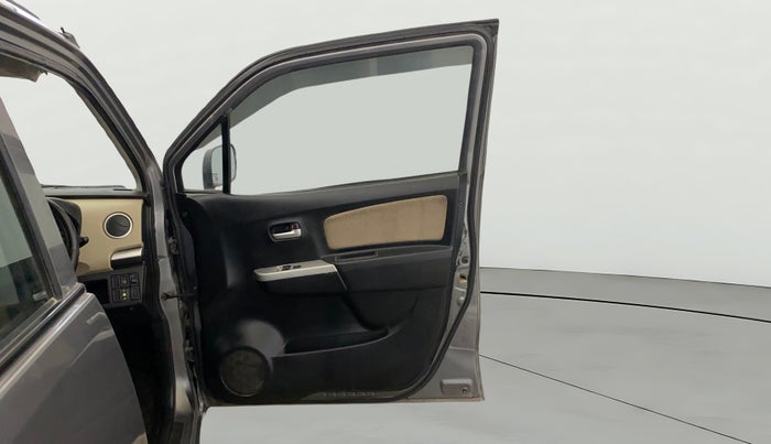 2018 Maruti Wagon R 1.0 LXI CNG, CNG, Manual, 73,846 km, RHS Front Door