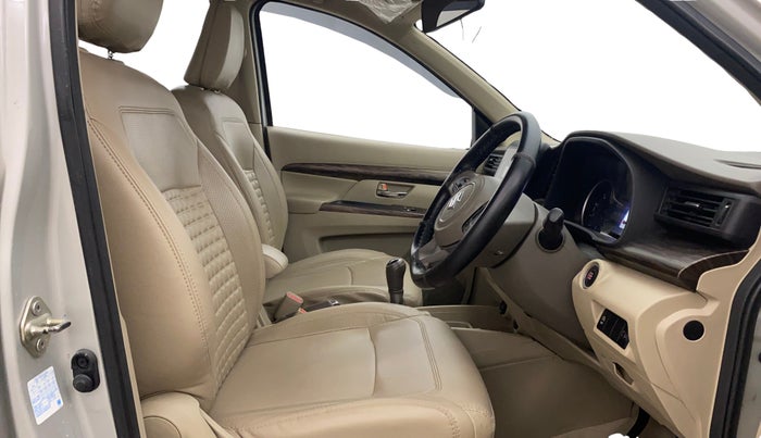 2019 Maruti Ertiga ZXI SHVS, Petrol, Manual, 55,697 km, Right Side Front Door Cabin